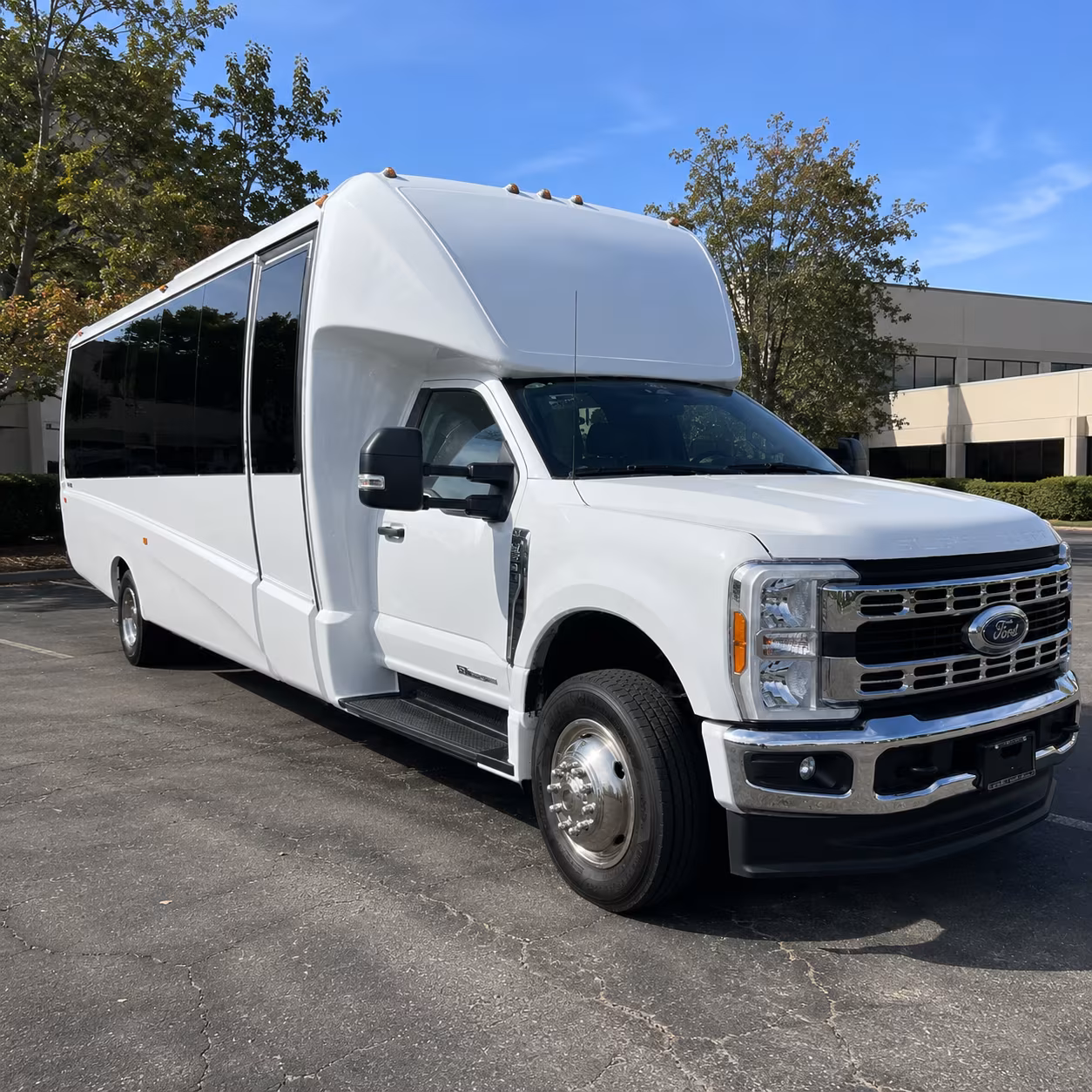 how distance and duration affect charter bus rates in hamden connecticut