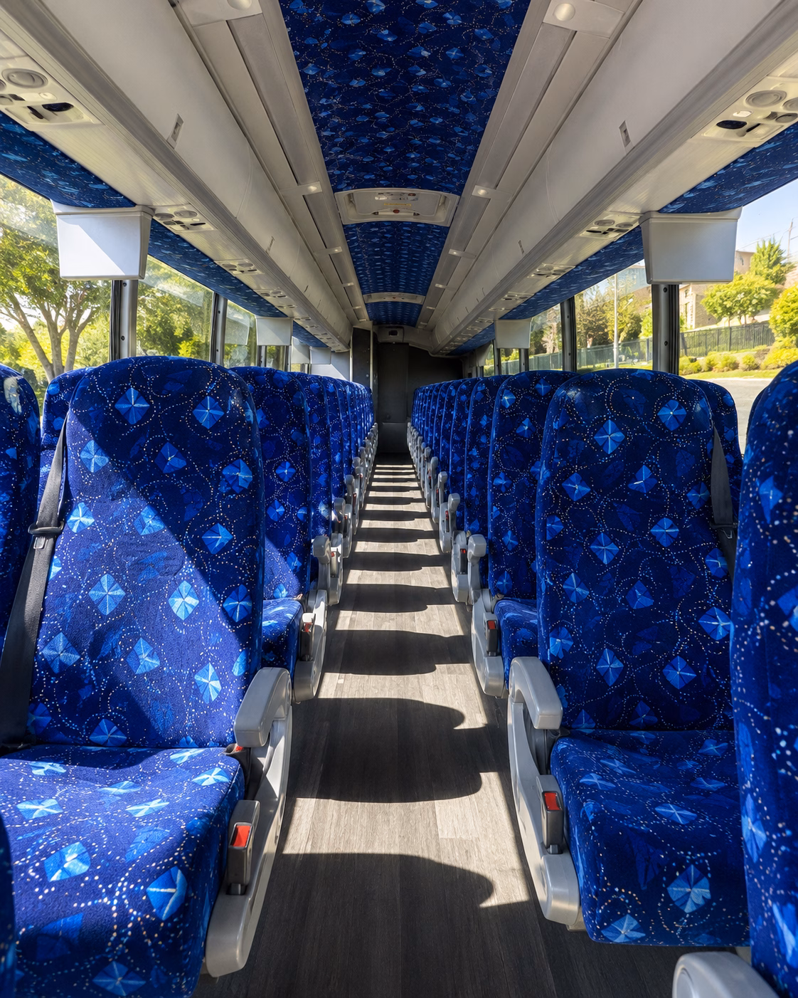 meriden charter buses for concerts and shows