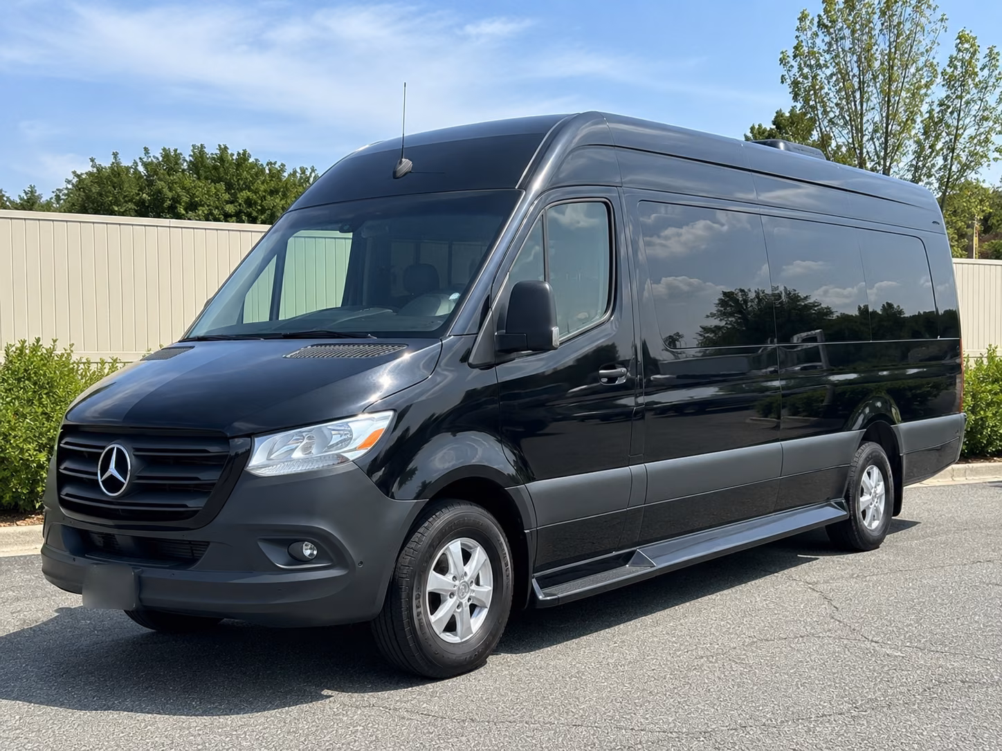meriden private shuttles for meriden winery tour groups