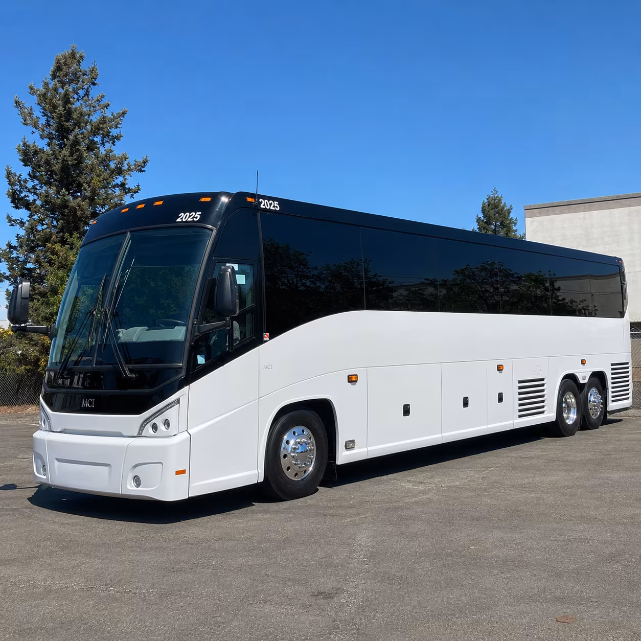 meriden rent a long distance charter bus in meriden
