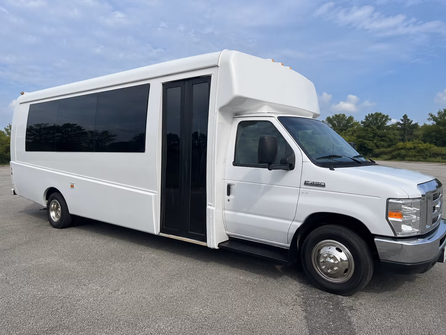 milford bus rentals