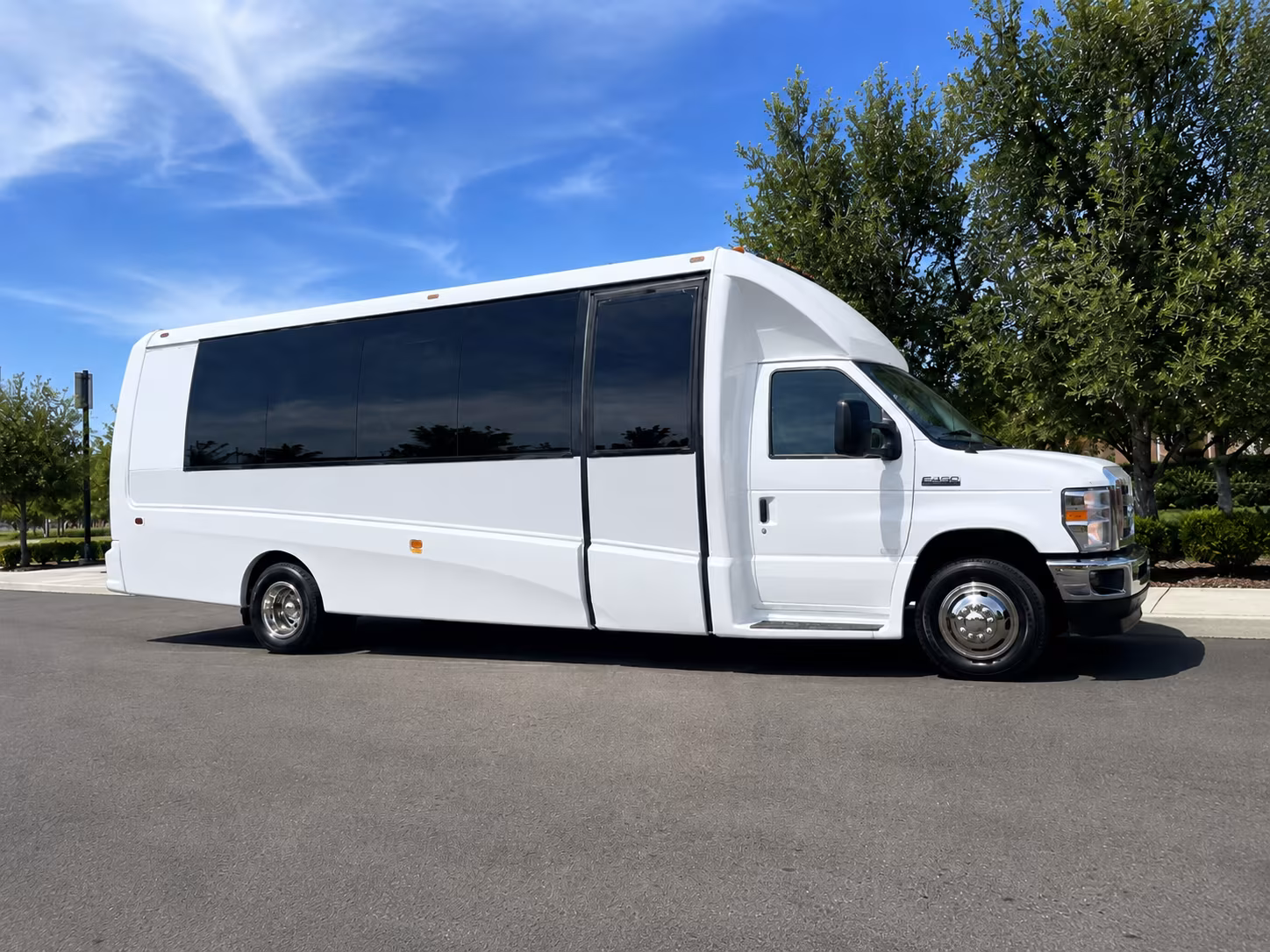 plan your litchfield hills wine trail day trip from hamden