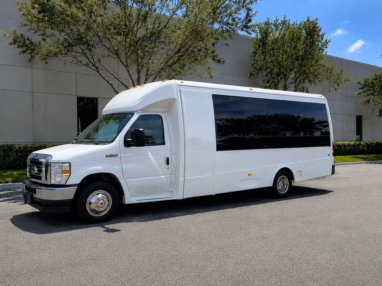 shoreline winery tours from hamden along the connecticut coast