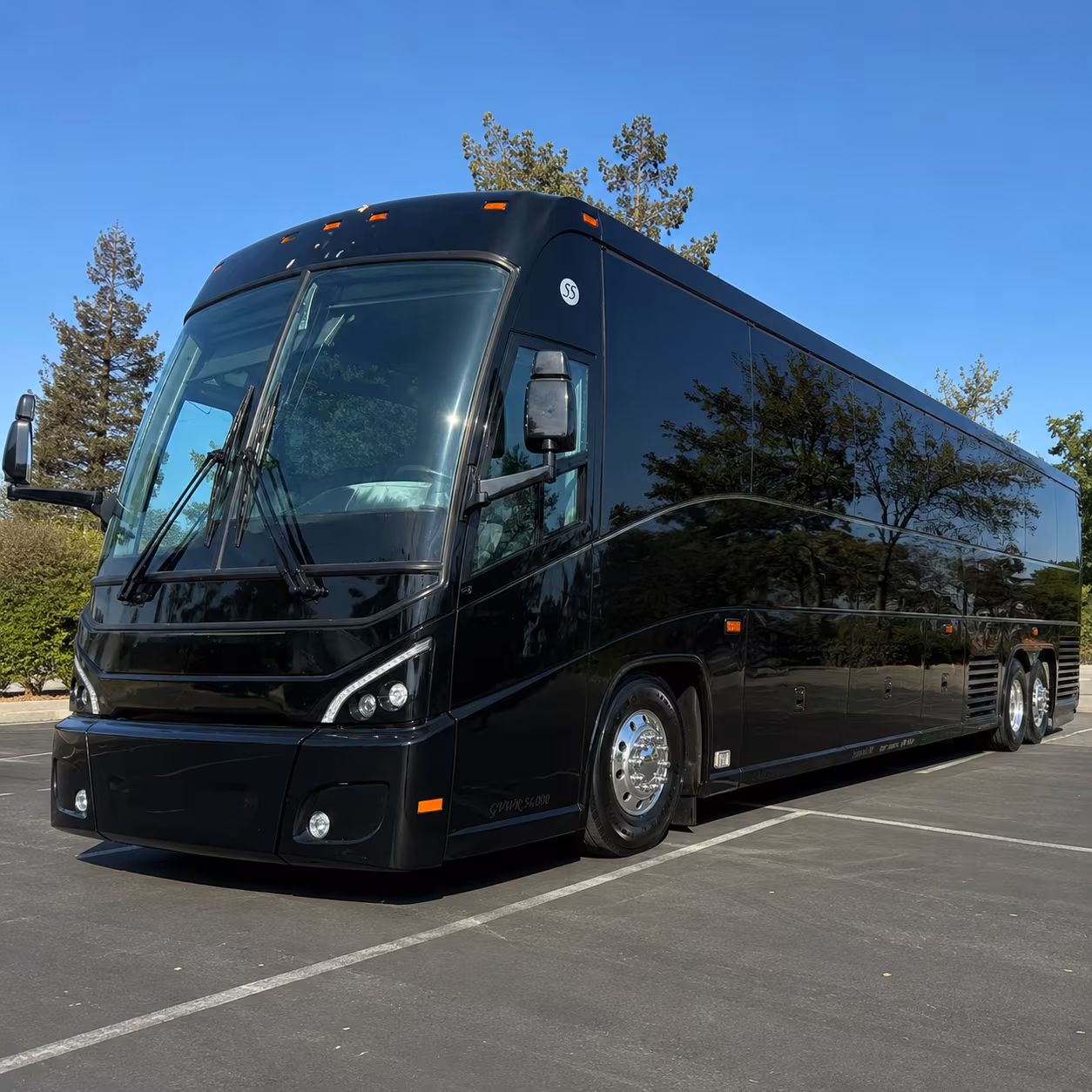 shuttle your team between hamden and union station new haven every day