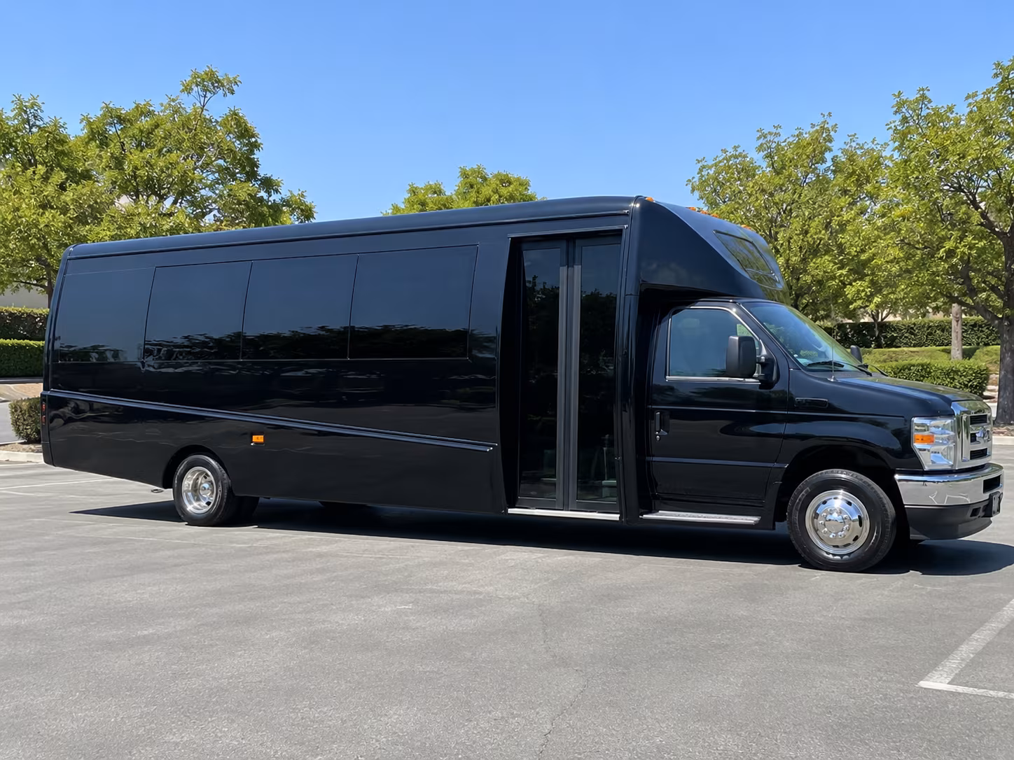 stamford book reliable school field trip bus service in stamford