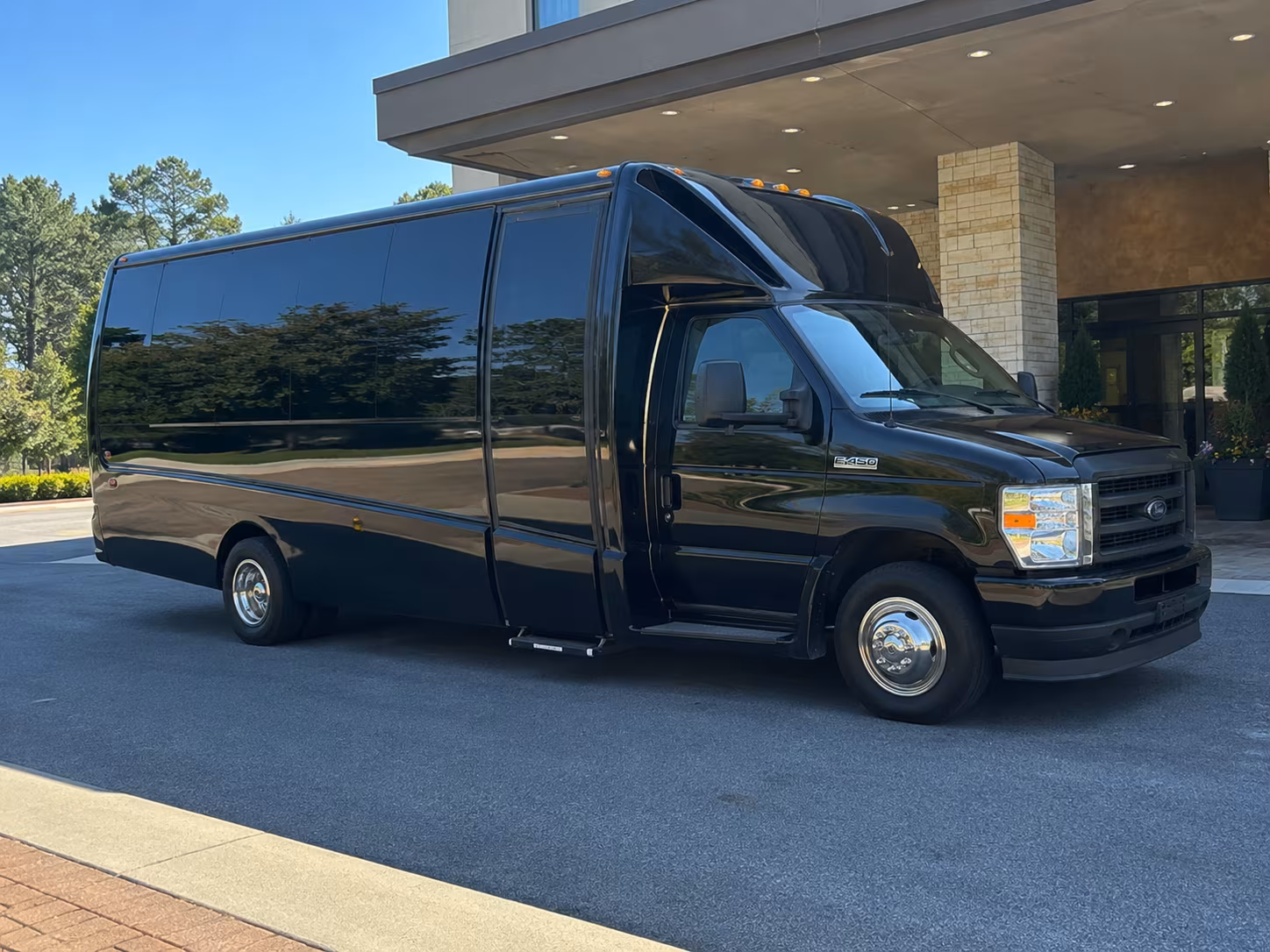 these are the buses your prom group will love in hamden