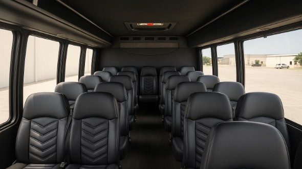 hamden 15 passenger minibus rental